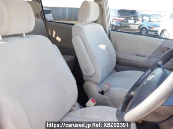 Used 2005 AT toyota noah AZR60G Image[12]