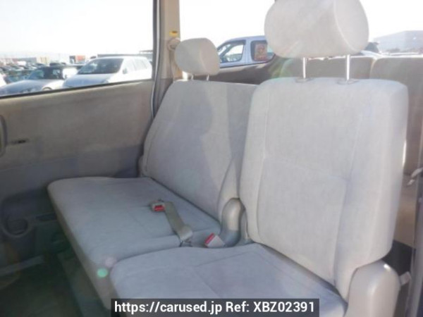Used 2005 AT toyota noah AZR60G Image[15]