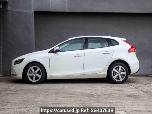 Used 2015 AT volvo v40 null Image[7]