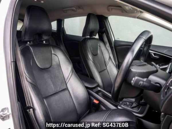 Used 2015 AT volvo v40 null Image[11]