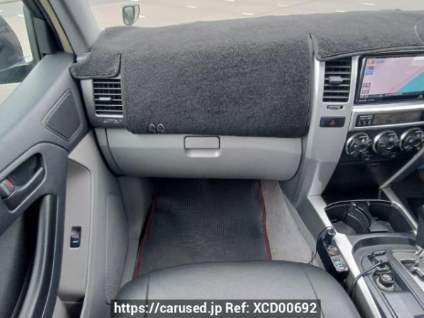 Used 2005 AT toyota hilux-surf TRN215W Image[17]