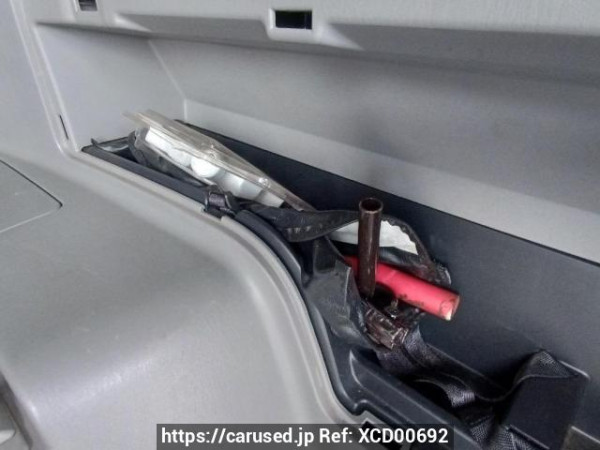 Used 2005 AT toyota hilux-surf TRN215W Image[40]
