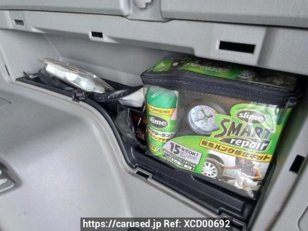 Used 2005 AT toyota hilux-surf TRN215W Image[41]