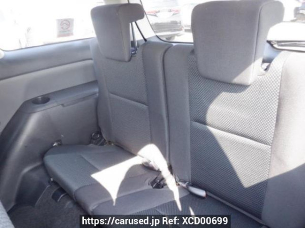 Used 2004 AT toyota wish ZNE10G Image[16]