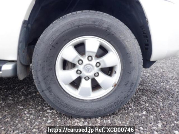 Used 2004 AT toyota hilux-surf RZN210W Image[25]