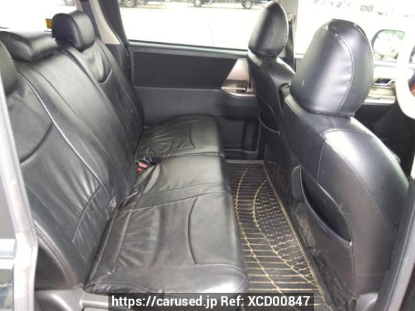 Used 2012 AT toyota noah ZRR70W Image[14]