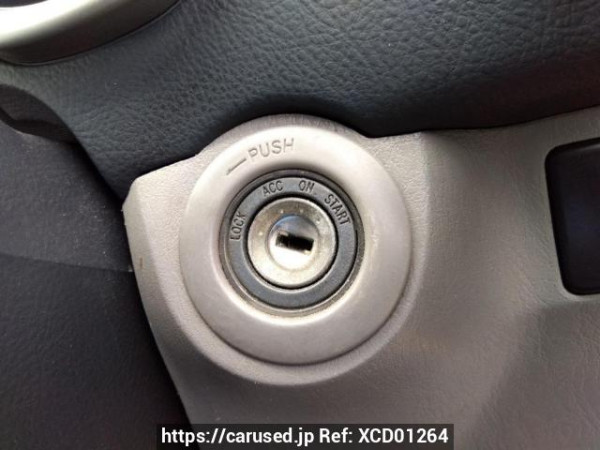 Used 2004 AT toyota hilux-surf RZN210W Image[18]