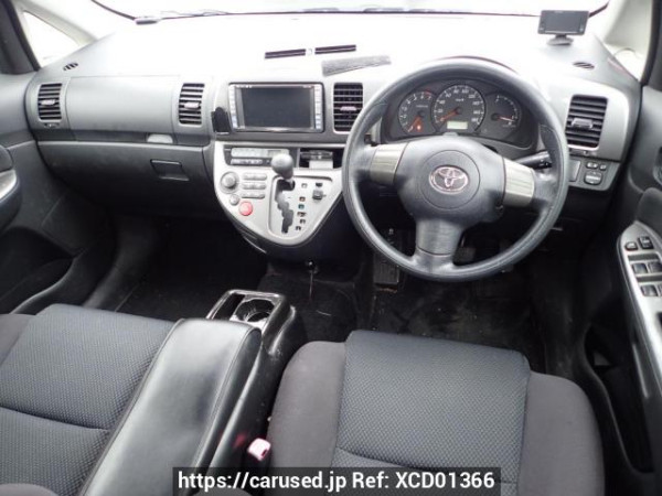 Used 2004 AT toyota wish ZNE10G Image[17]