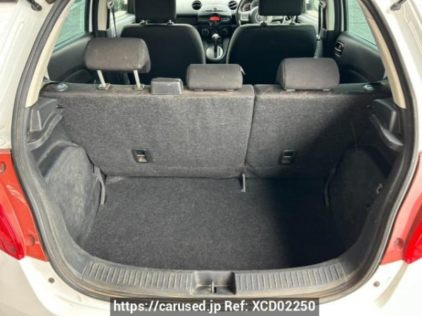 Used 2012 AT mazda demio DE3FS Image[8]