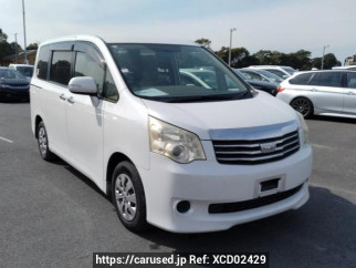 Toyota Noah ZRR70G