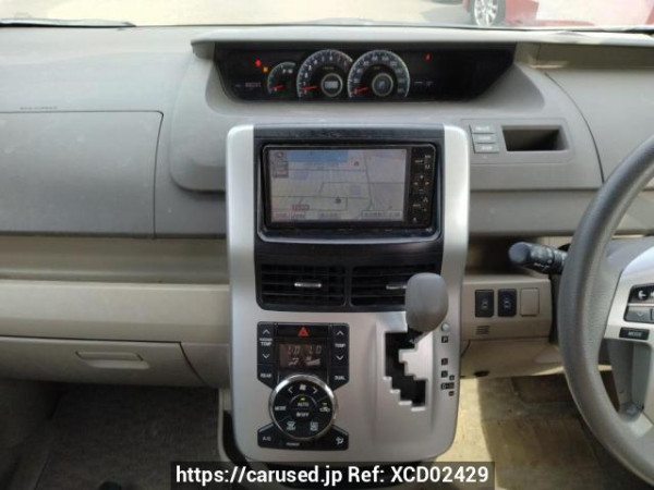 Used 2011 AT toyota noah ZRR70G Image[22]