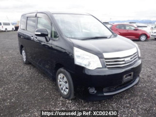 Toyota Noah ZRR70G