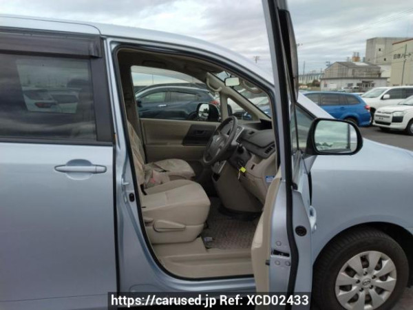 Used 2010 AT toyota noah ZRR70G Image[10]