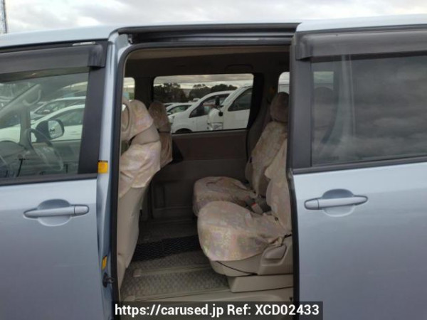 Used 2010 AT toyota noah ZRR70G Image[13]
