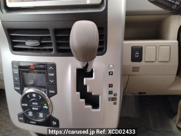 Used 2010 AT toyota noah ZRR70G Image[22]