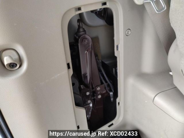 Used 2010 AT toyota noah ZRR70G Image[36]