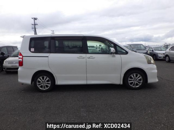 Used 2010 AT toyota noah ZRR70W Image[7]