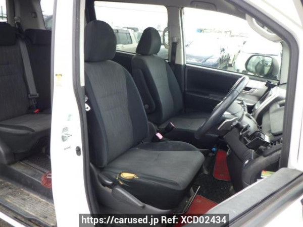 Used 2010 AT toyota noah ZRR70W Image[18]