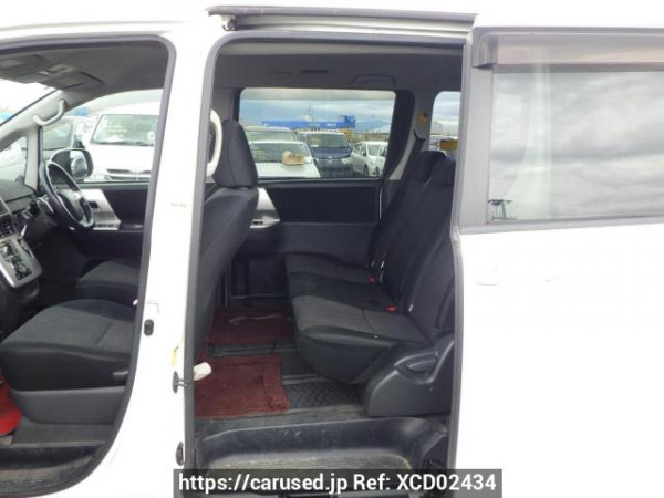 Used 2010 AT toyota noah ZRR70W Image[22]