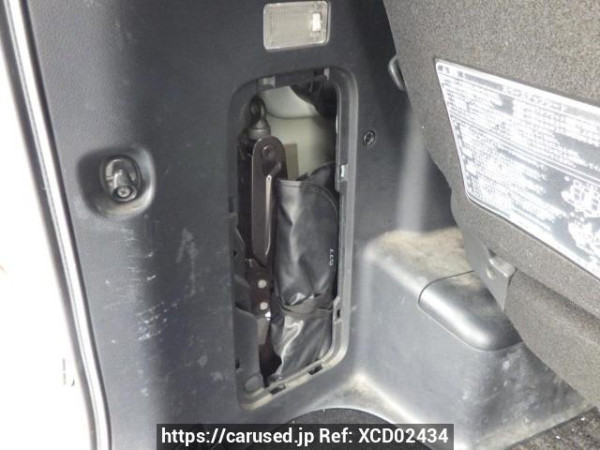 Used 2010 AT toyota noah ZRR70W Image[49]
