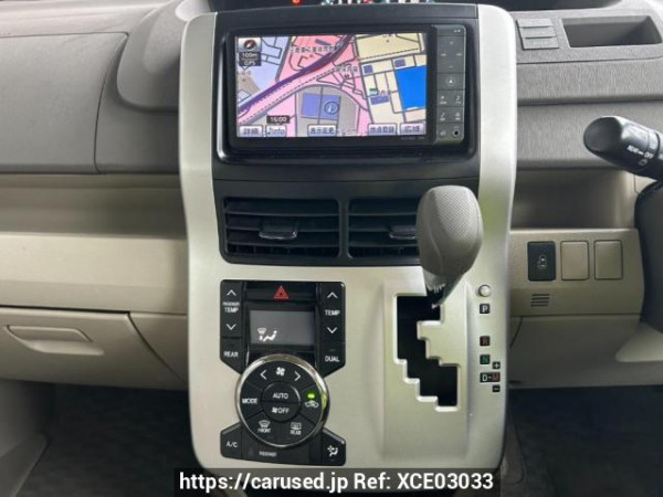 Used 2010 AT toyota noah ZRR70G Image[22]