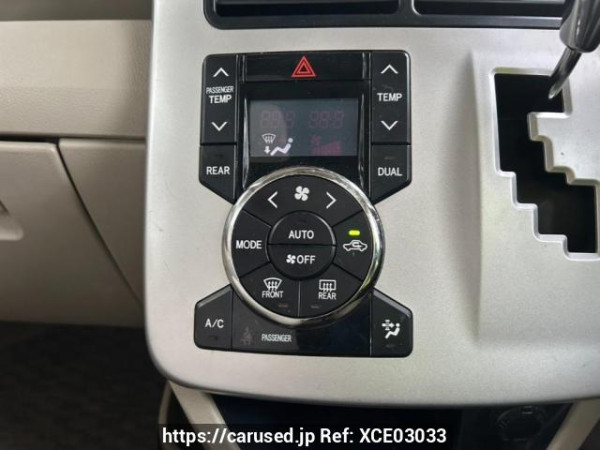Used 2010 AT toyota noah ZRR70G Image[25]