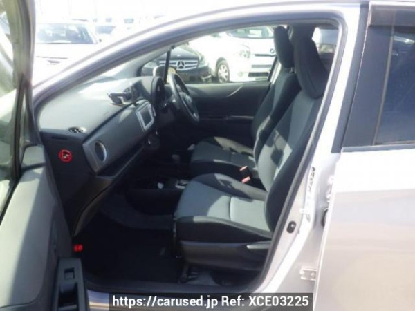 Used 2013 AT toyota vitz NSP130 Image[12]