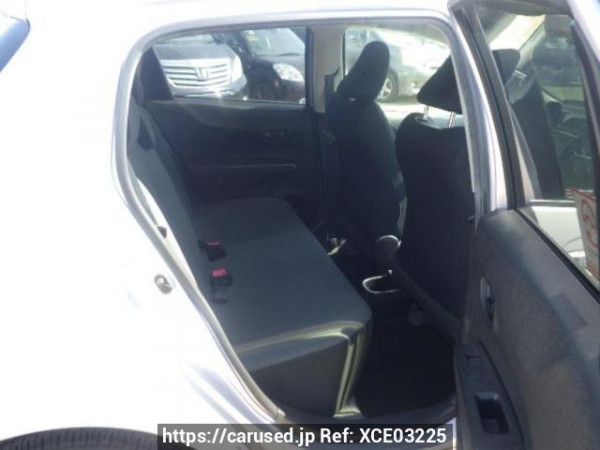 Used 2013 AT toyota vitz NSP130 Image[13]