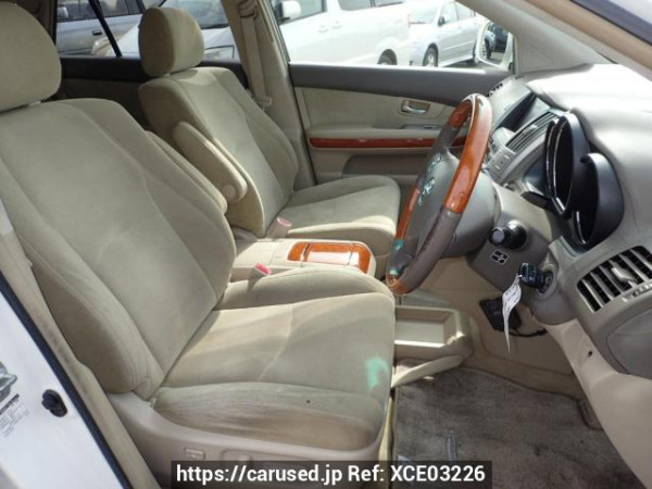 Used 2004 AT toyota harrier ACU30W Image[10]