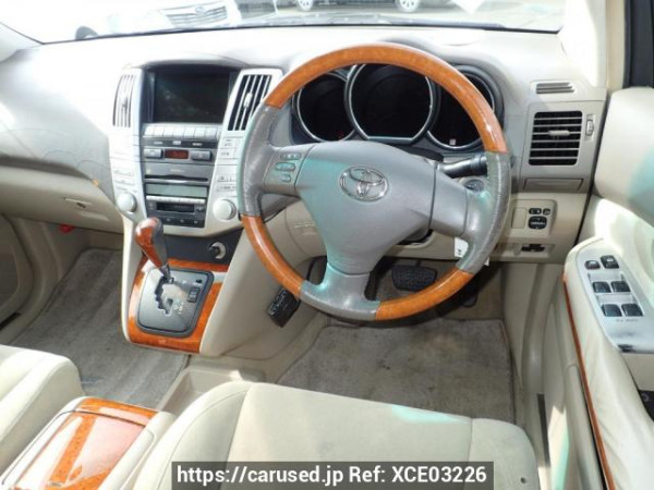 Used 2004 AT toyota harrier ACU30W Image[15]