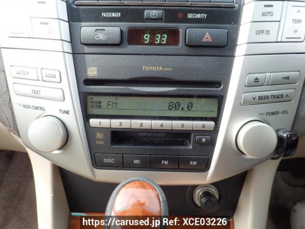 Used 2004 AT toyota harrier ACU30W Image[17]