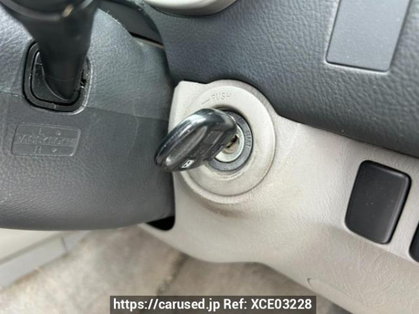 Used 2002 AT toyota hilux-surf RZN215W Image[26]