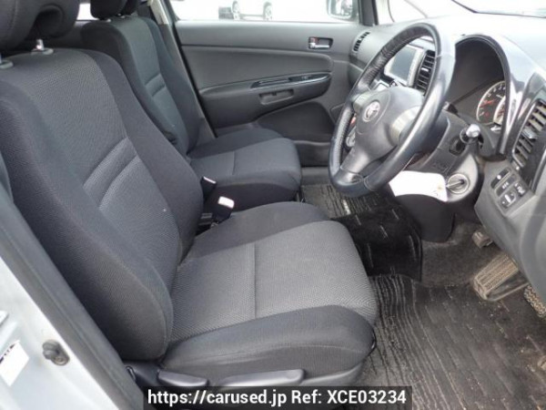 Used 2003 AT toyota wish ZNE14G Image[9]