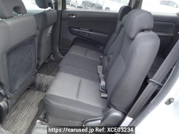 Used 2003 AT toyota wish ZNE14G Image[12]