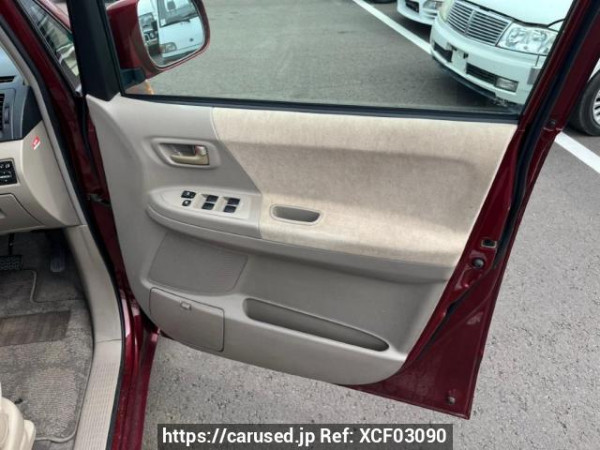 Used 2005 AT toyota noah AZR60G Image[16]