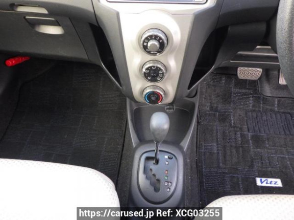 Used 2006 AT toyota vitz SCP90 Image[34]