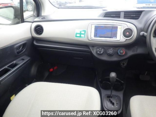 Used 2012 AT toyota vitz NSP130 Image[16]