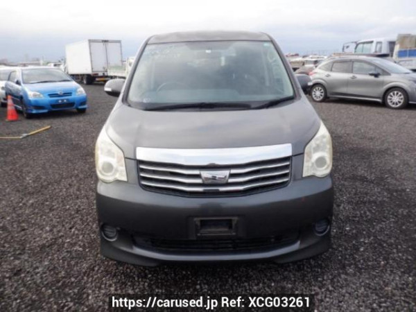 Used 2010 AT toyota noah ZRR70G Image[1]