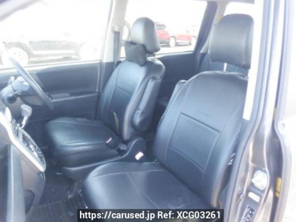 Used 2010 AT toyota noah ZRR70G Image[13]
