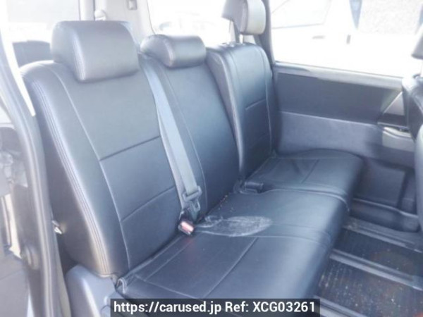 Used 2010 AT toyota noah ZRR70G Image[14]
