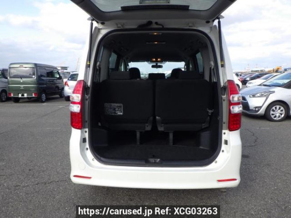 Used 2010 AT toyota noah ZRR70W Image[8]