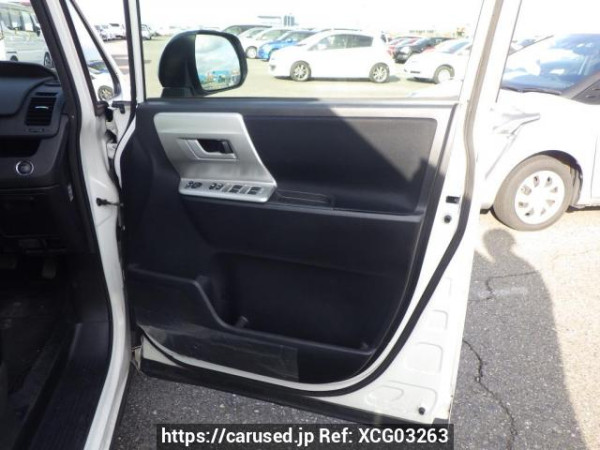 Used 2010 AT toyota noah ZRR70W Image[17]