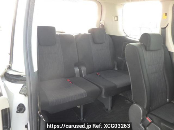 Used 2010 AT toyota noah ZRR70W Image[25]
