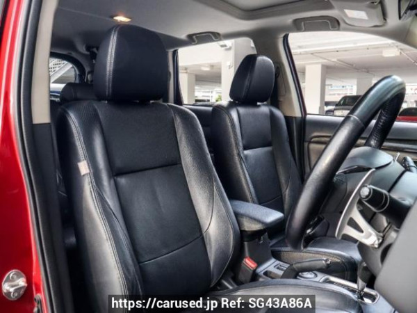 Used 2016 CVT mitsubishi outlander null Image[11]