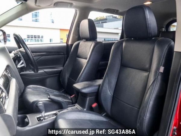 Used 2016 CVT mitsubishi outlander null Image[12]