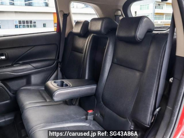 Used 2016 CVT mitsubishi outlander null Image[14]