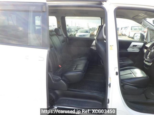 Used 2011 AT toyota noah ZRR70W Image[21]