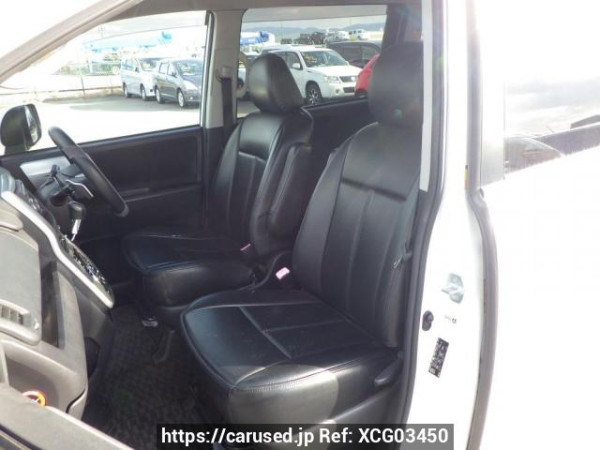 Used 2011 AT toyota noah ZRR70W Image[22]
