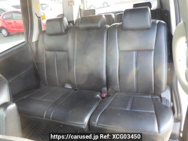 Used 2011 AT toyota noah ZRR70W Image[24]