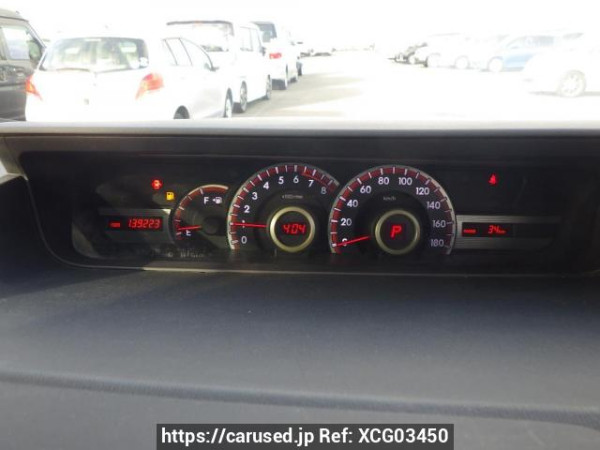 Used 2011 AT toyota noah ZRR70W Image[30]